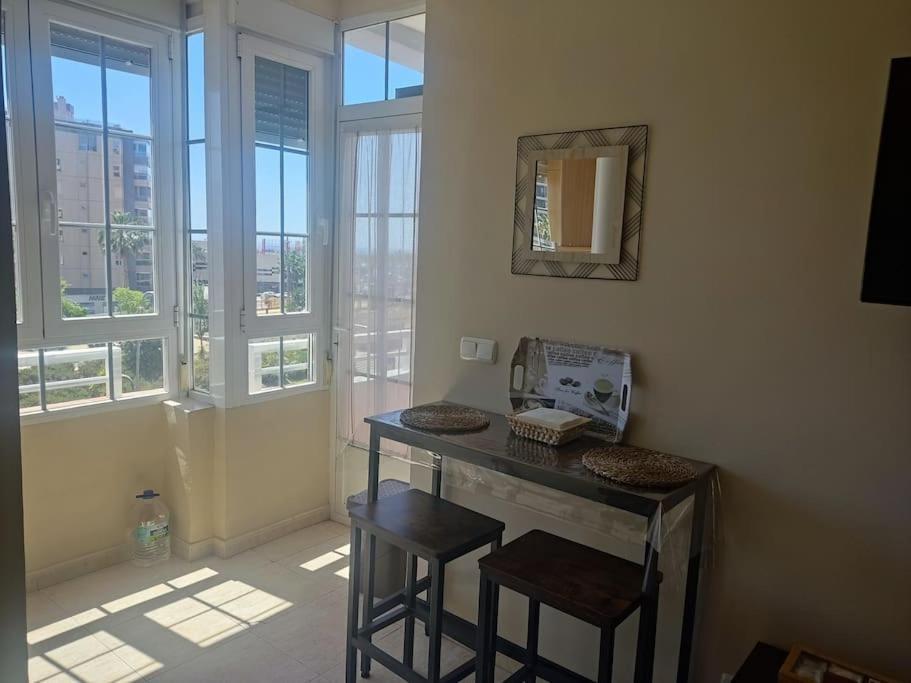 Acogedor Apartamento Frente Al Mar Elena Y Michele Almería Extérieur photo